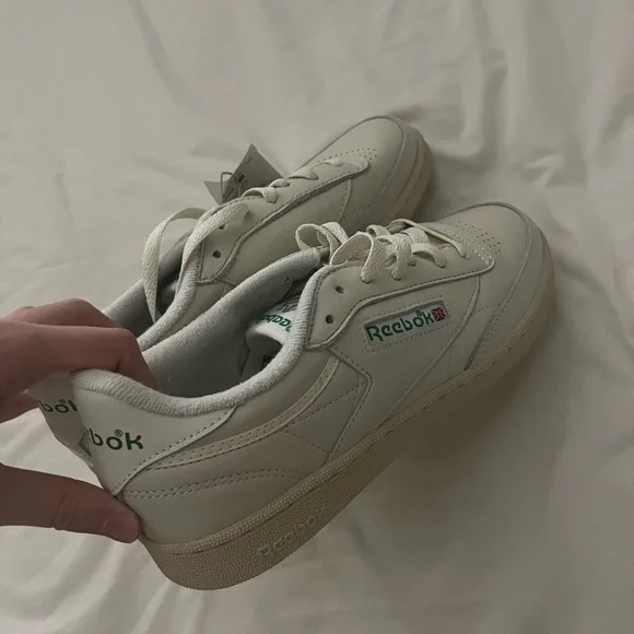 Reebok Women's Club C 85 Vintage Sneaker - Picture 3 of 8